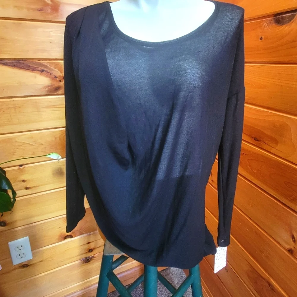 💰⏳️Free People Unique Sheer Drapey Top Size Large NWT DEFECT